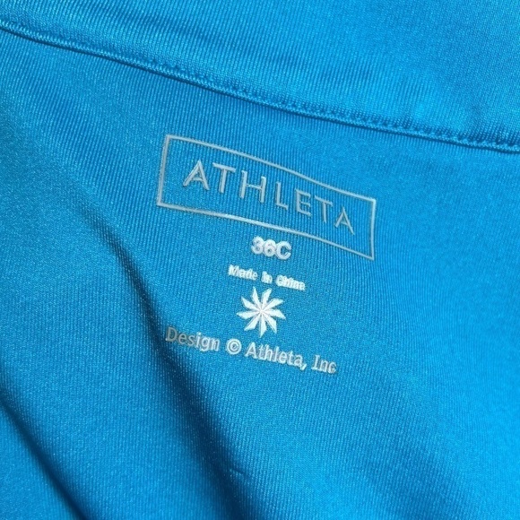 Athleta Tank Top with Built-in Bra - Size 36C - Blue - Picture 5 of 9